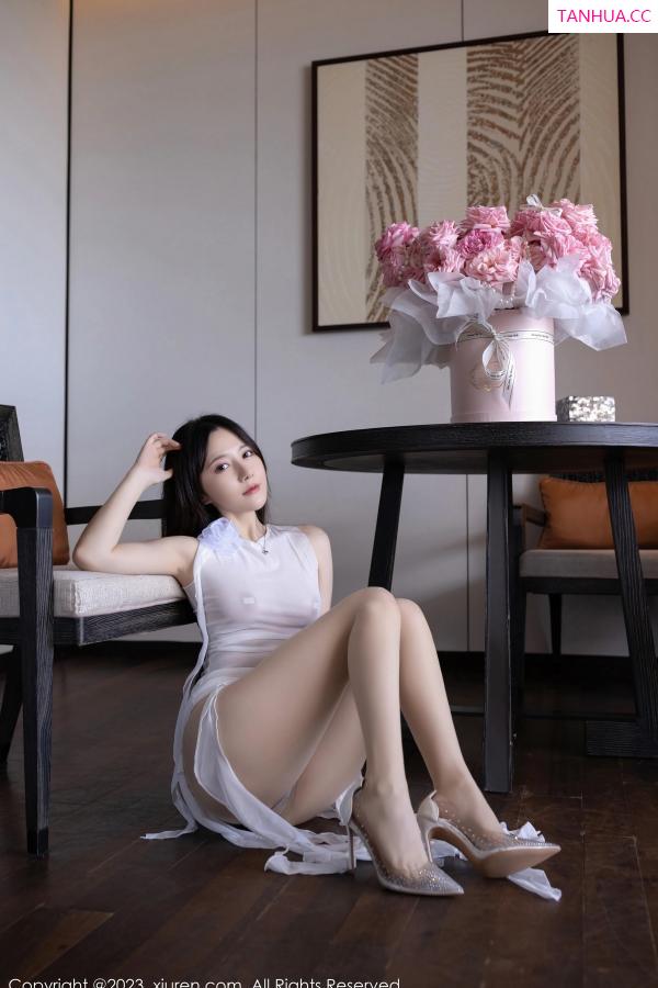 鱼子酱fish  [XiuRen]高清写真图 2023.03.31 No.6512 鱼子酱Fish 美腿丝袜第33张图片